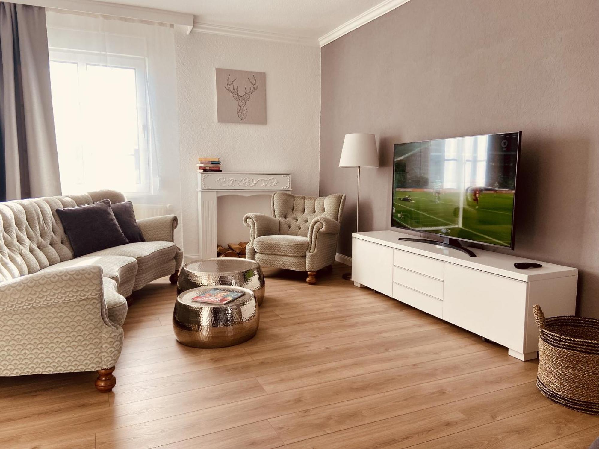 Casa Rehse I Stilvolles Apartment I 24H-Self-Check-In I Kostenlos Parken & Wlan I 55-Zoll-Smart&Kabel-Tv I Oepnv Erfurt Exterior photo