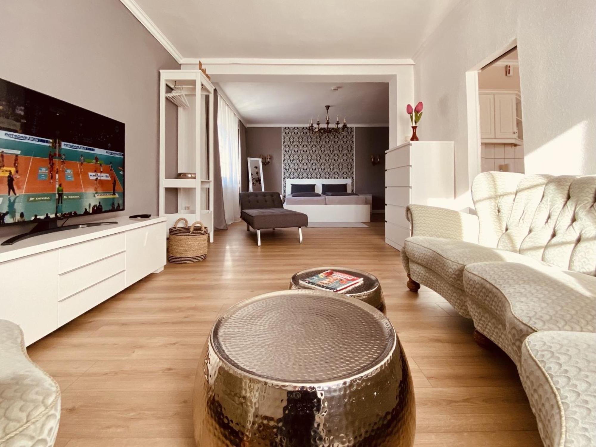 Casa Rehse I Stilvolles Apartment I 24H-Self-Check-In I Kostenlos Parken & Wlan I 55-Zoll-Smart&Kabel-Tv I Oepnv Erfurt Exterior photo